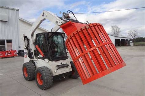 track skid steer belly cleaner